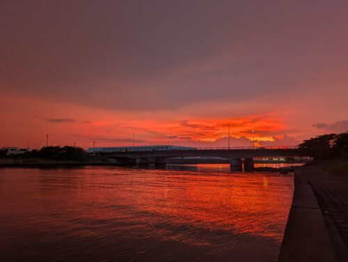 pxl_20250722_100522453-night